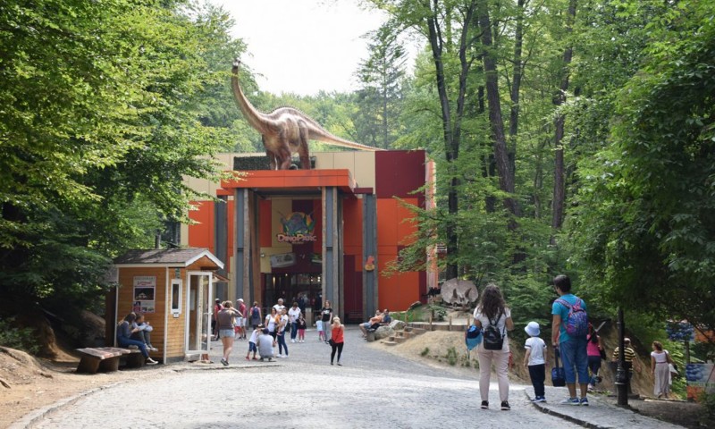 Excursie la Dino Parc Râșnov